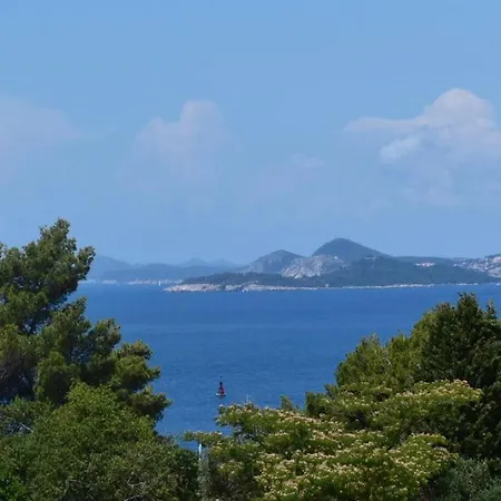 Viva - Three Bedroom With Balcony And Sea View Цавтат
